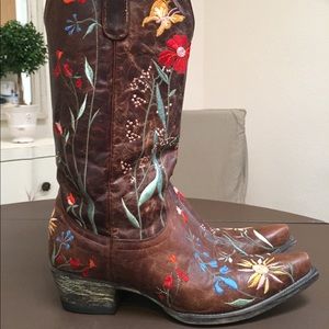 Lane embroidered cowboy boots size 9 1/2